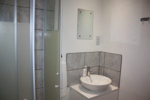 Showerroom1
